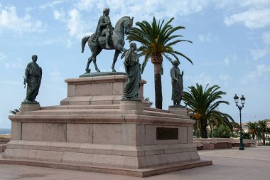 Napolyon Bonapart heykeli 