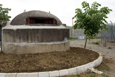Arnavutluk'hoca ' nın kural sırasında inşa olası dış işgali önlemek için bunker