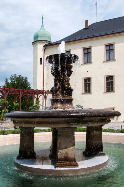 Czech Republic Zbiroh May 2019 Fountain Courtyard Castle — Stock Photo, Image