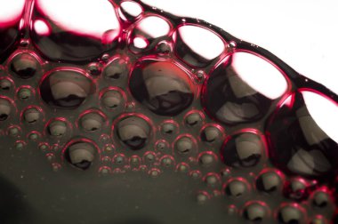 cam şarap kabarcıkları