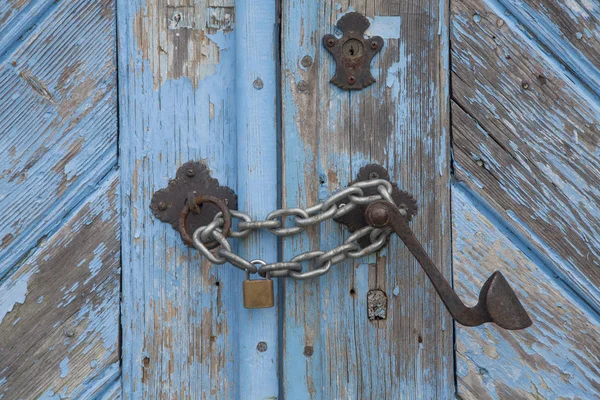 Locked blue door — Stock Photo, Image