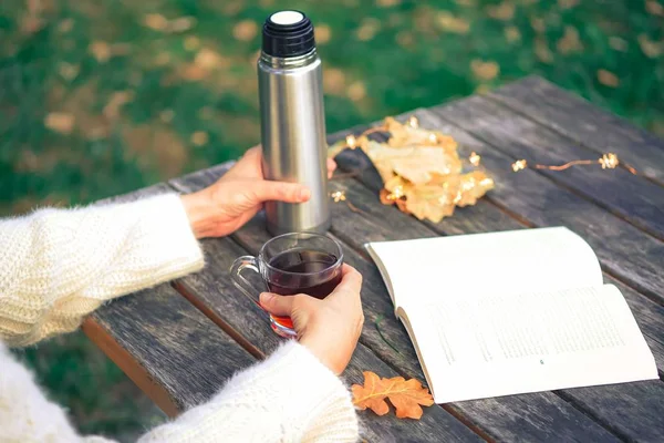 Cozy autumn tea time. — Stock Photo, Image