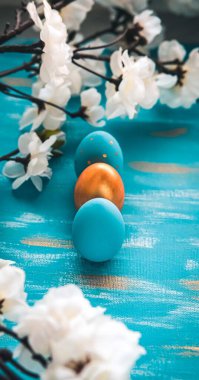 Mavi Paskalya yumurtaları