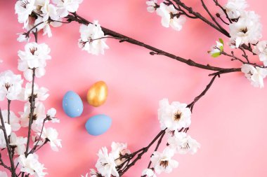 Mavi Paskalya yumurtaları