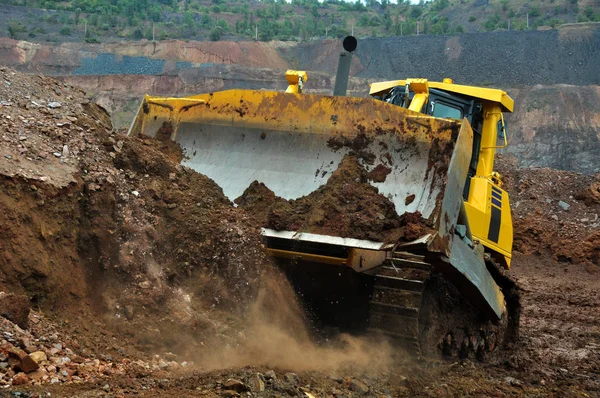 Mașină Excavator Buldozer Încărcător Tip Pistă Care Face Lucrări Terasament — Fotografie, imagine de stoc