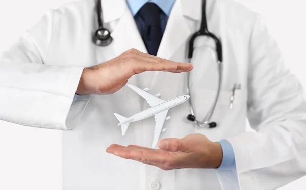 Medical tourism healthcare travel insurance concept — Stock Photo, Image