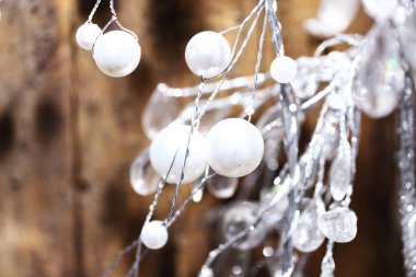 Noel ökseotu kahverengi zemin üzerinde Kapat