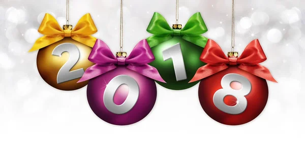 Heureux de nouvelles boules de Noël année avec ruban arc coloré et 2018 texte — Photo