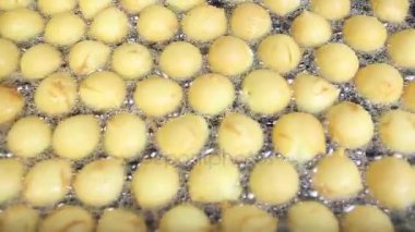 tatlılar şekerlemeler sıcak yağda kızartmak