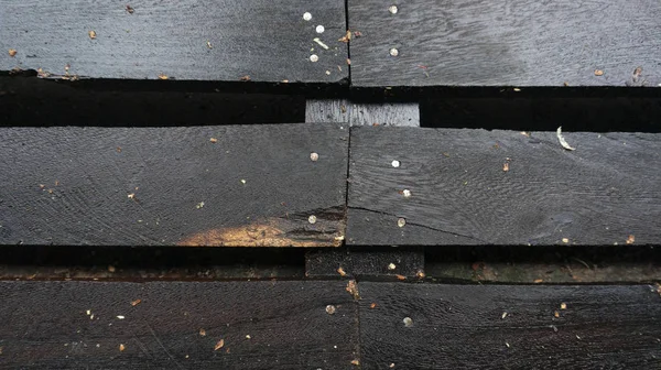 Placas de madeira preta, adequado para uso como papel de parede, fundo e recursos gráficos — Fotografia de Stock