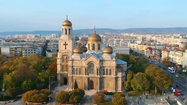 Dormition av Moder Gud katedralen Varna Bulgarien — Stockvideo