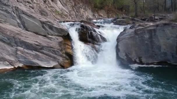 Kapinovski 瀑布保加利亚东欧 — 图库视频影像