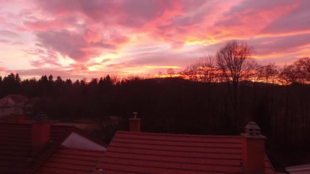 Kolorowy zachód słońca w mieście — Wideo stockowe