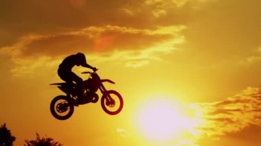 Motocross rider sürme fmx motosiklet