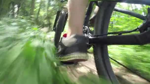 Man pedaling electric bike — Stock Video