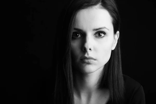 Hermosa Chica Joven Negro Blanco Retrato Estudio Negro Fondo — Foto de Stock