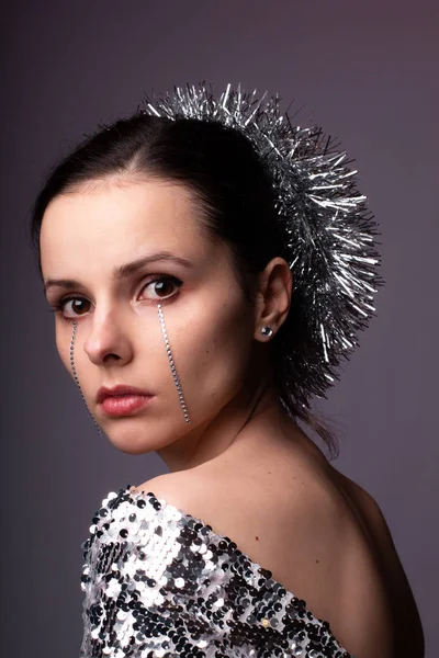 Menina Bonita Vestido Mais Bonito Uma Borda Brilhante Com Strass — Fotografia de Stock