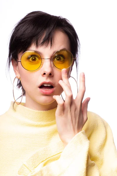 Beautiful Girl Yellow Glasses Yellow Sweater — 스톡 사진