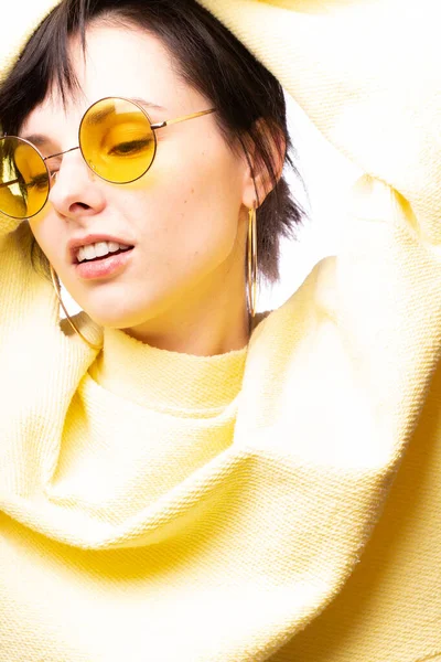 Beautiful Girl Yellow Glasses Yellow Sweater — 스톡 사진