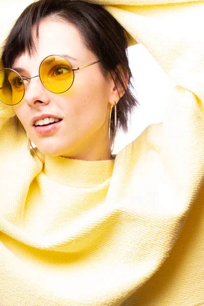 Beautiful Girl Yellow Glasses Yellow Sweater — 스톡 사진