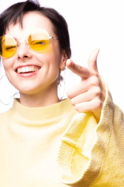 Beautiful Girl Yellow Glasses Yellow Sweater — 스톡 사진