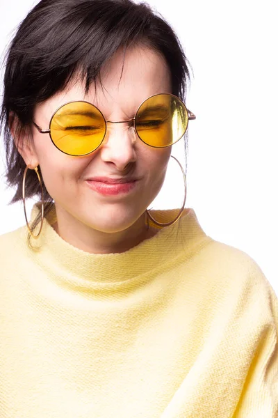 Beautiful Girl Yellow Glasses Yellow Sweater — 스톡 사진