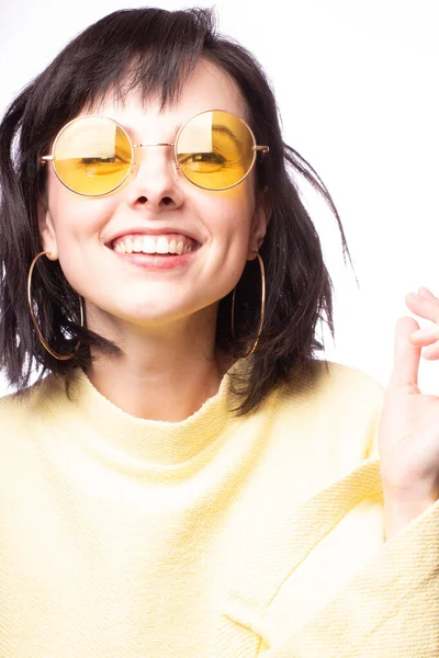 Beautiful Girl Yellow Glasses Yellow Sweater — 스톡 사진