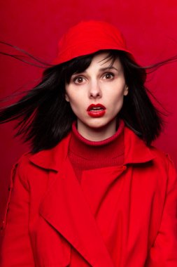 duygusal güzel kadın, yakın plan portre