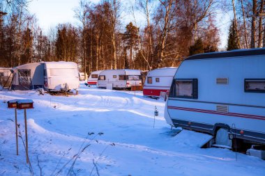 Karavanlar ile kış aylarında kamp