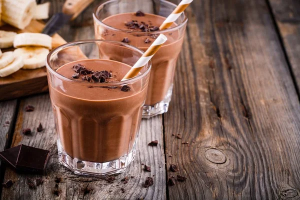 Batido de chocolate con plátano —  Fotos de Stock