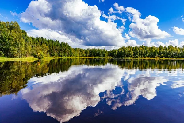 Krajina v létě Finsko — Stock fotografie