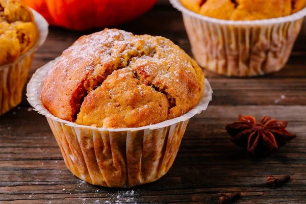 Zelfgemaakte herfst pompoen Muffins — Stockfoto