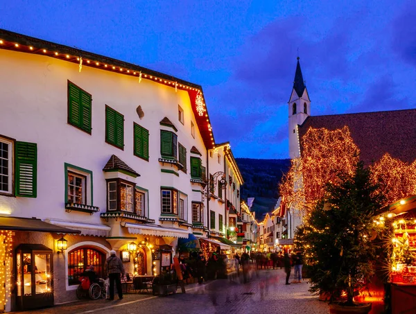 Kerst markt, Vipiteno, Bolzano, Trentino Zuid-Tirol, Italië — Stockfoto