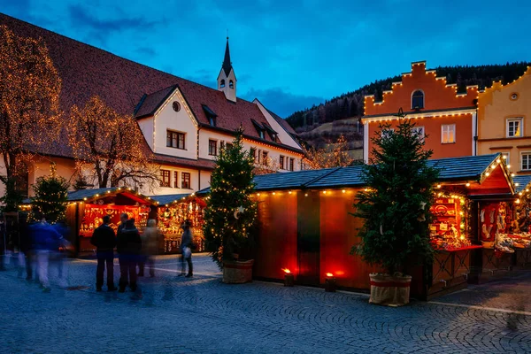 Kerst markt, Vipiteno, Bolzano, Trentino Zuid-Tirol, Italië — Stockfoto