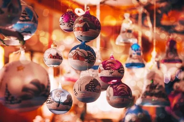 Noel süslemeleri Trentino Alto Adige, İtalya Noel pazarında — Stok fotoğraf