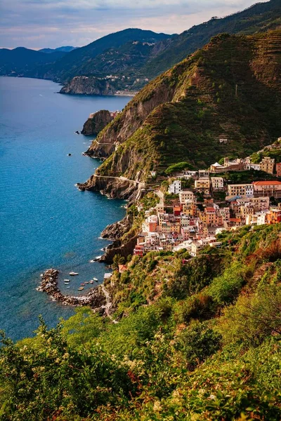 Manarola şehir görüntüsü. Cinque Terre Milli Parkı, Liguria İtalya. — Stok fotoğraf