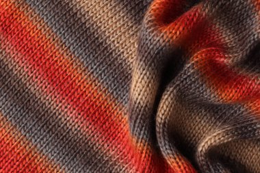 Çizgili renkli yün deseni el yapımı desen. Kapat.