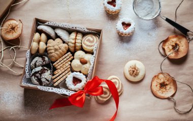 Çeşitli Noel kurabiyeleri