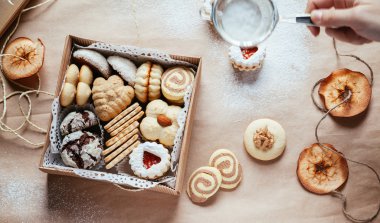 Çeşitli Noel kurabiyeleri