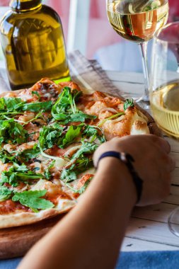 lezzetli lezzetli pizza