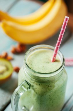 Taze sağlıklı güler yüzlü