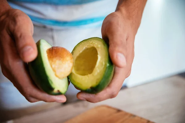 Tasty Fresh Avocado — Stock Photo, Image