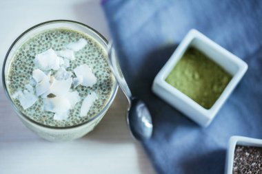 Matcha Chia puding