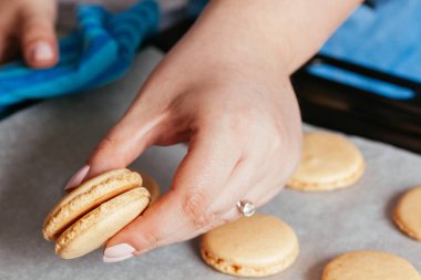 Lezzetli Macarons yapmak