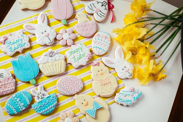 Easter Gingerbread Cookies — Stock Photo, Image