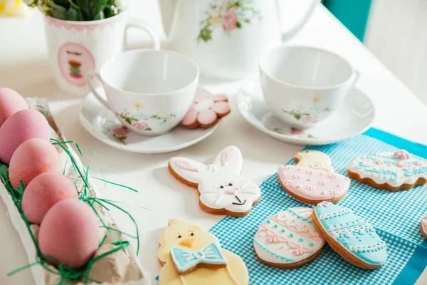 Biscoitos de gengibre de Páscoa — Fotografia de Stock