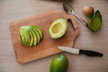 Avokado kesilmiş