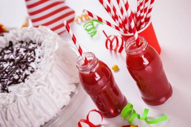 Doğum günü partisi dekorasyon