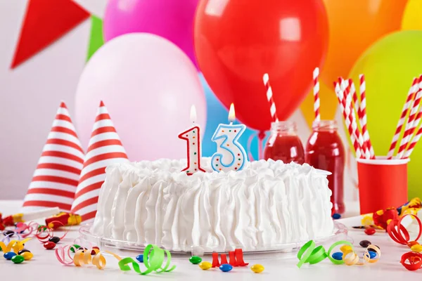 Birthday Cake And Decoration — Stock Photo, Image