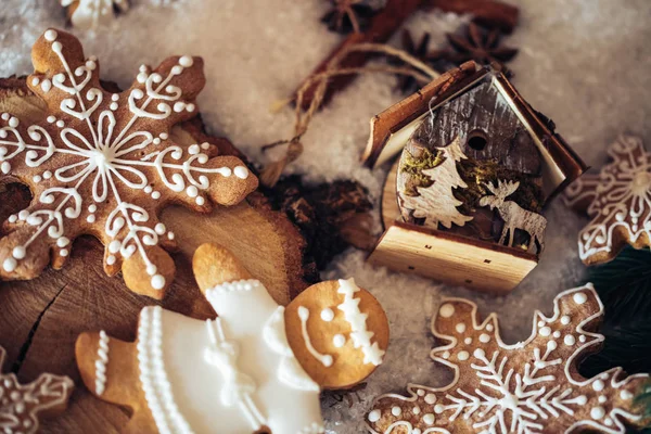 Karácsonyi mézeskalács süti — Stock Fotó